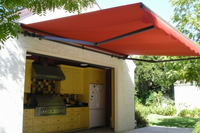 Lateral Retractable Awning
