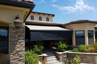 Lateral Retractable Awning